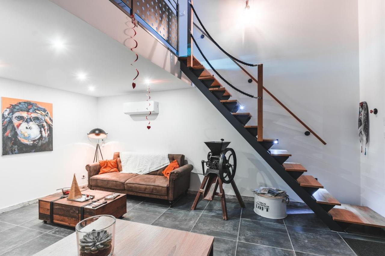 Love Loft Spa Ambronay Luaran gambar